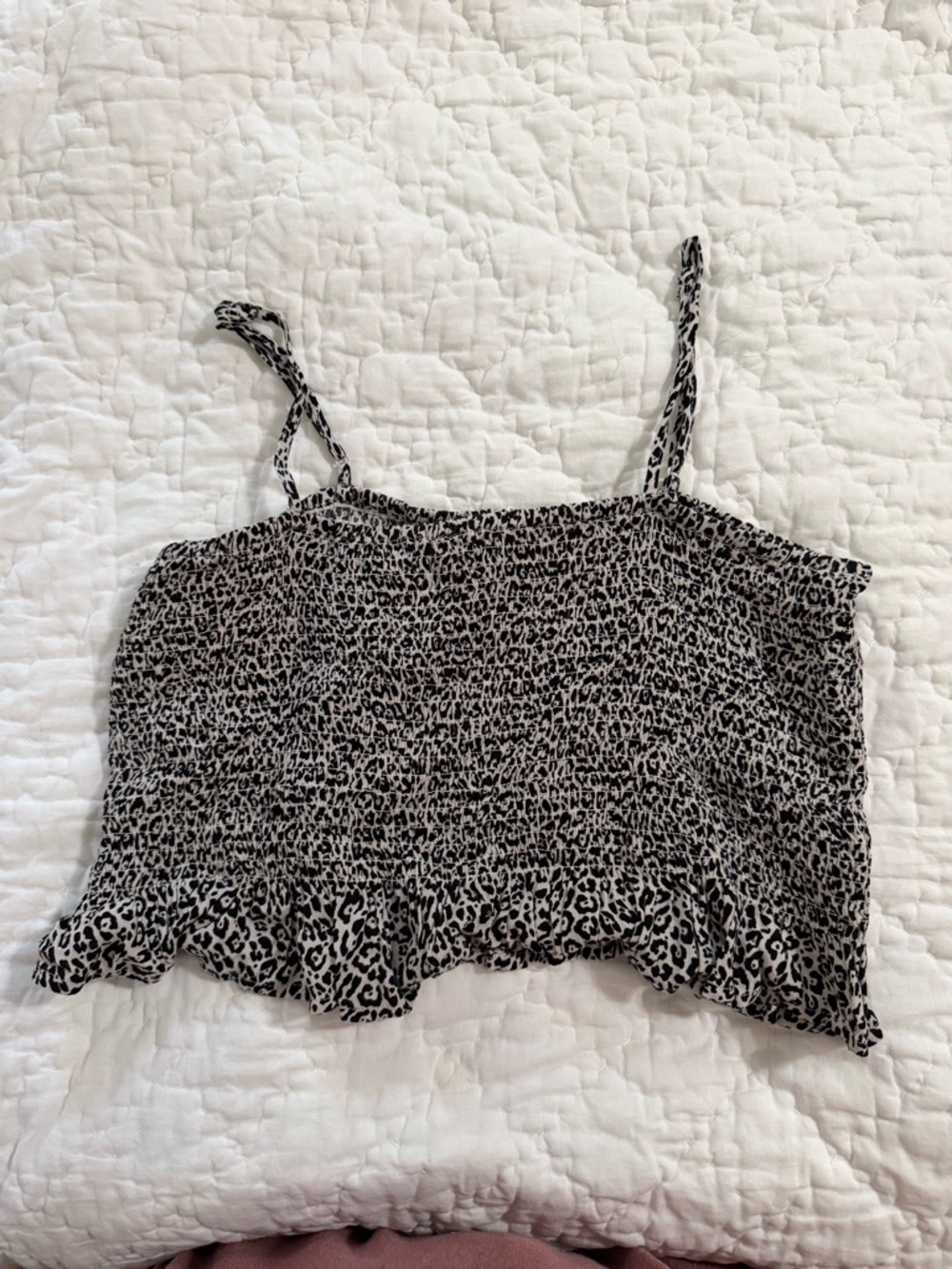 American Eagle Outfitters Black & White Smocked Leopard Crop Top